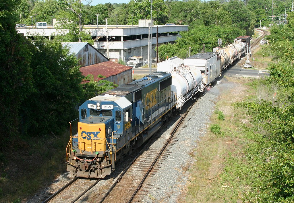 CSX 2496 on W047